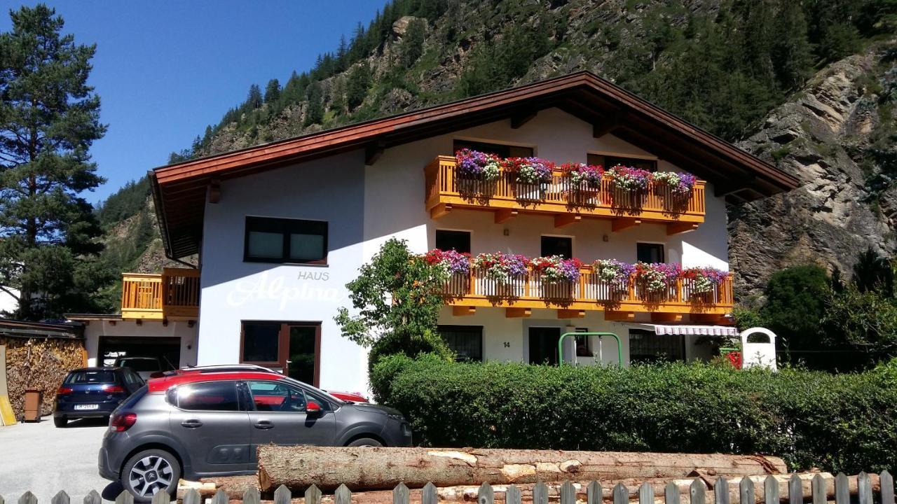 Hotel Haus Alpina Längenfeld Exteriér fotografie